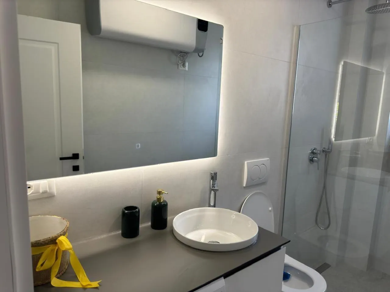 Siera Tirana Apartment 0*,